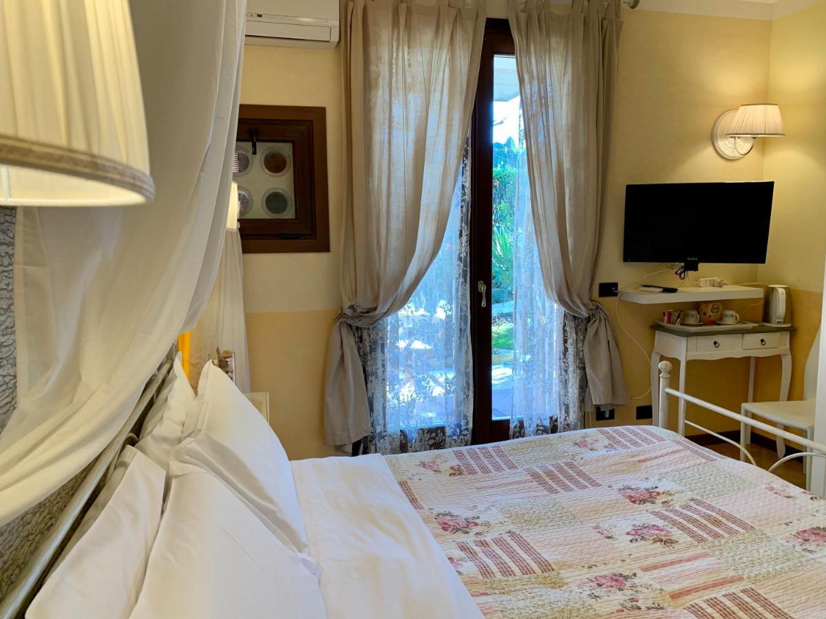 B&B Garda 4U 代森扎诺-德尔加达 外观 照片
